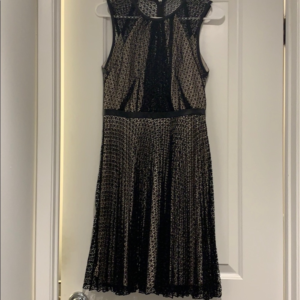 Cute black dress size 2 brand new